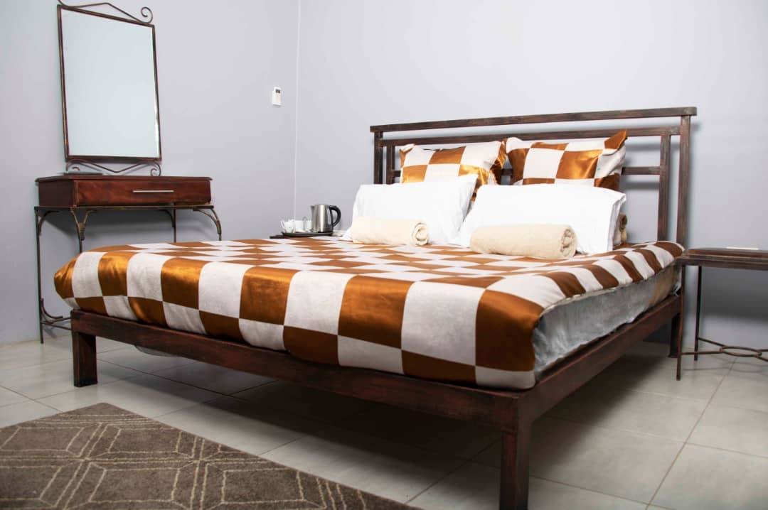 Read more about the article Queen Room (Nangoma)